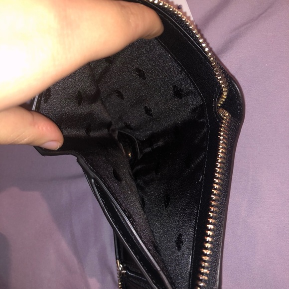 KATE SPADE WALLET back w gold hardware - Picture 4 of 5